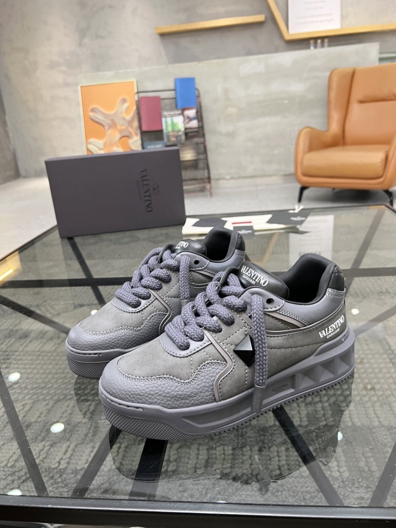 Valentino Sneakers